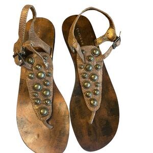 Chinese Laundry size  8 sandals excellent condition see pics